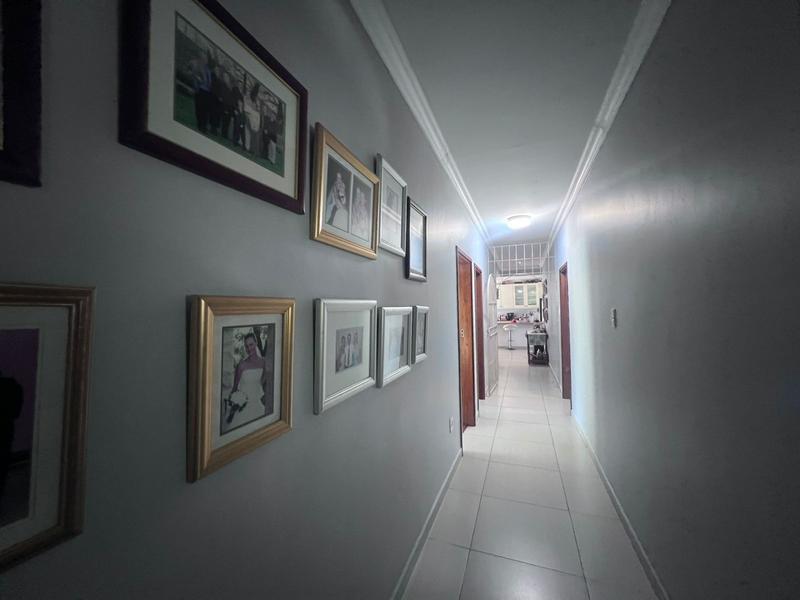 4 Bedroom Property for Sale in Meer En See KwaZulu-Natal