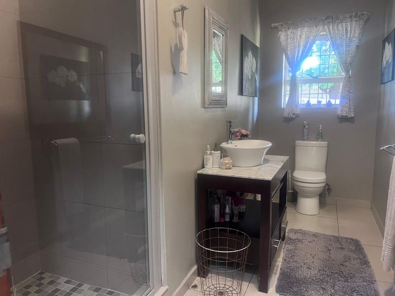 4 Bedroom Property for Sale in Meer En See KwaZulu-Natal