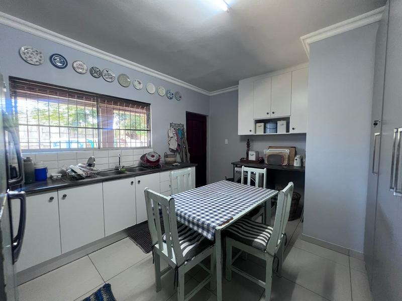 4 Bedroom Property for Sale in Meer En See KwaZulu-Natal