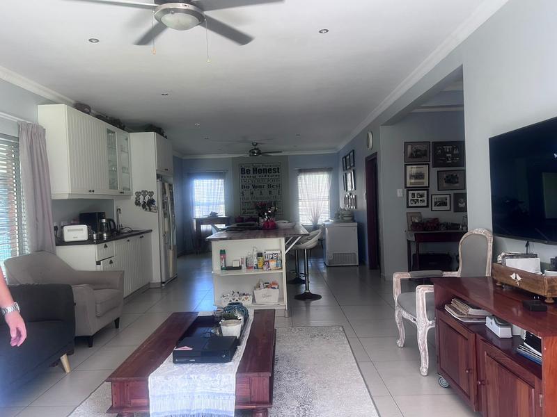 4 Bedroom Property for Sale in Meer En See KwaZulu-Natal
