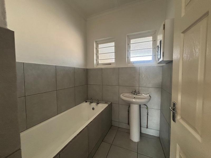 To Let 2 Bedroom Property for Rent in Bluff KwaZulu-Natal