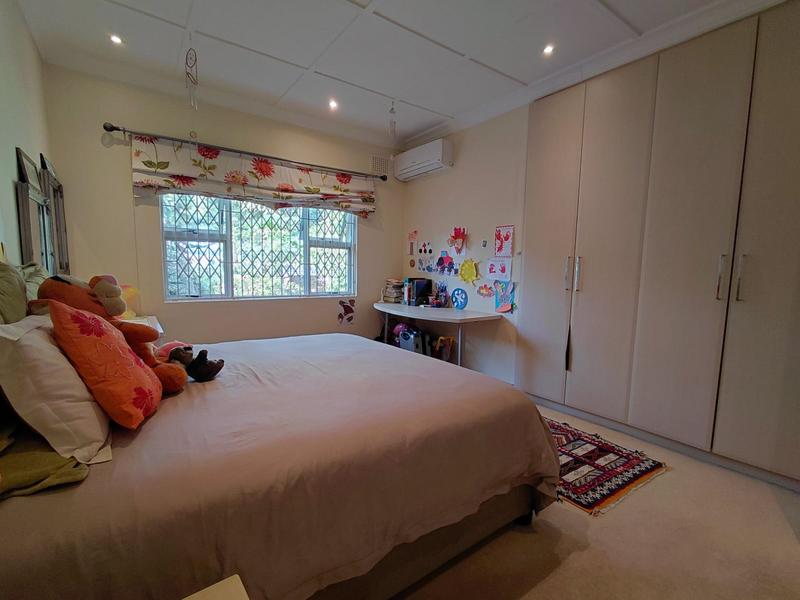 6 Bedroom Property for Sale in Sherwood KwaZulu-Natal