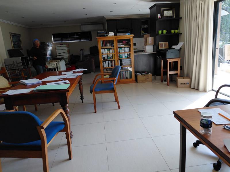6 Bedroom Property for Sale in Sherwood KwaZulu-Natal