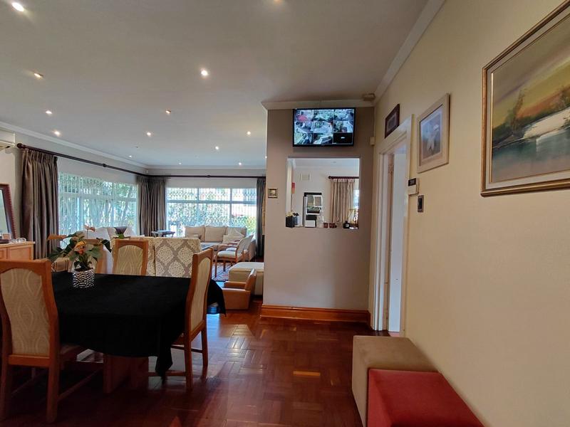 6 Bedroom Property for Sale in Sherwood KwaZulu-Natal