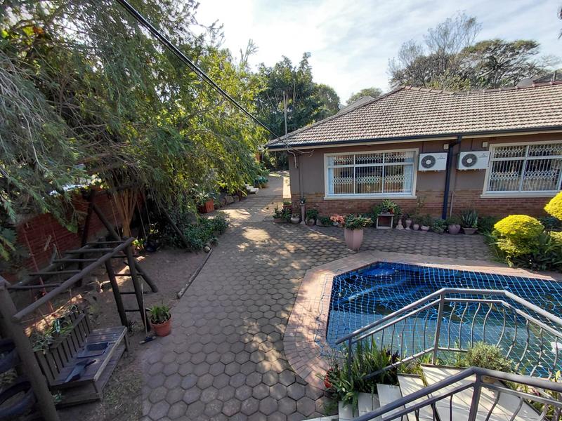 6 Bedroom Property for Sale in Sherwood KwaZulu-Natal