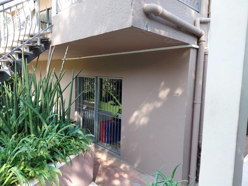 6 Bedroom Property for Sale in Sherwood KwaZulu-Natal