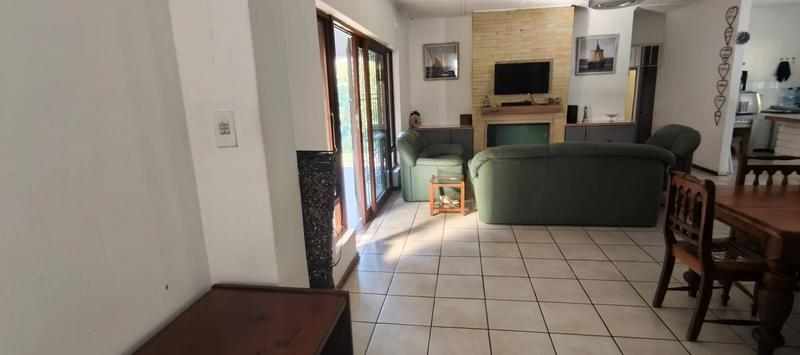 3 Bedroom Property for Sale in Leisure Bay KwaZulu-Natal