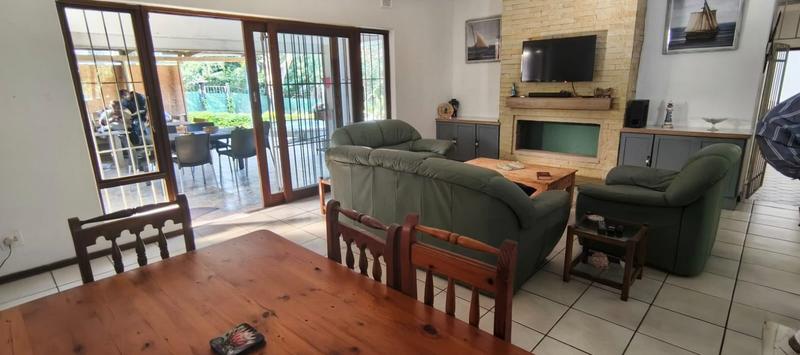 3 Bedroom Property for Sale in Leisure Bay KwaZulu-Natal