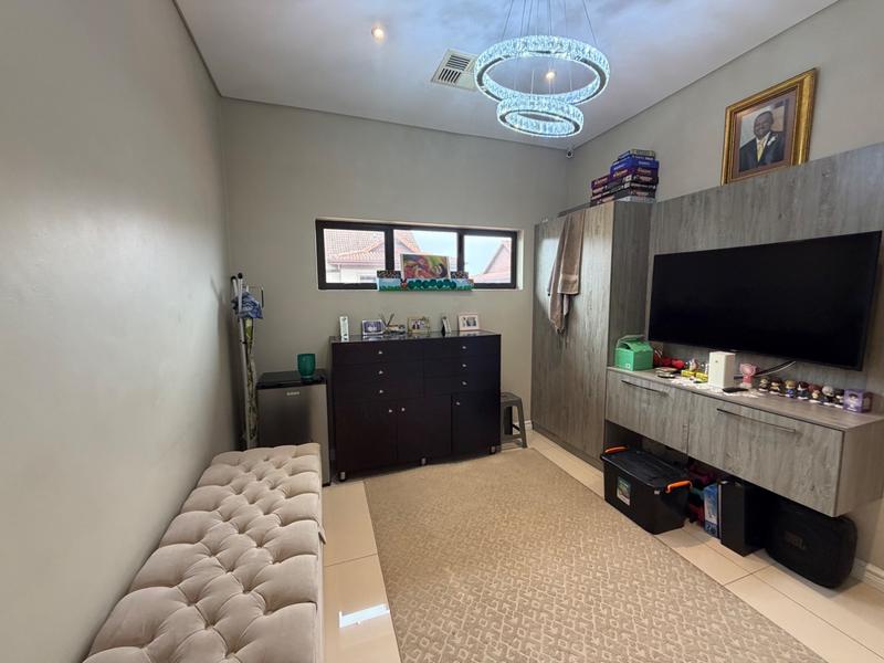 3 Bedroom Property for Sale in Izinga KwaZulu-Natal