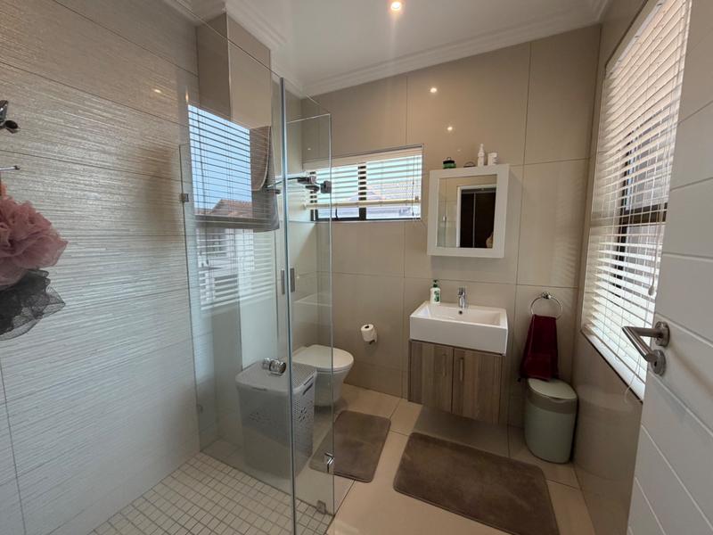 3 Bedroom Property for Sale in Izinga KwaZulu-Natal