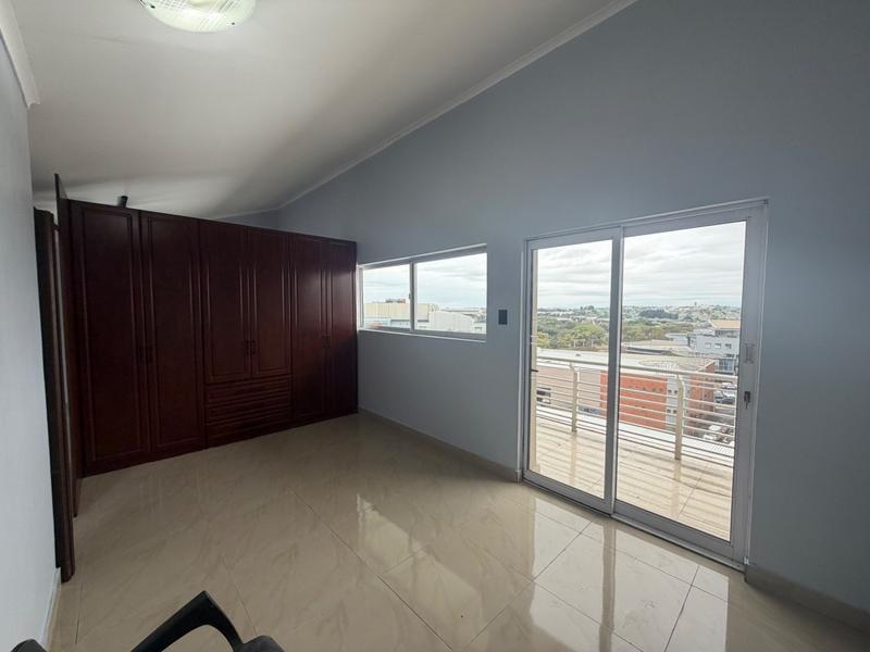 3 Bedroom Property for Sale in New Town Centre KwaZulu-Natal