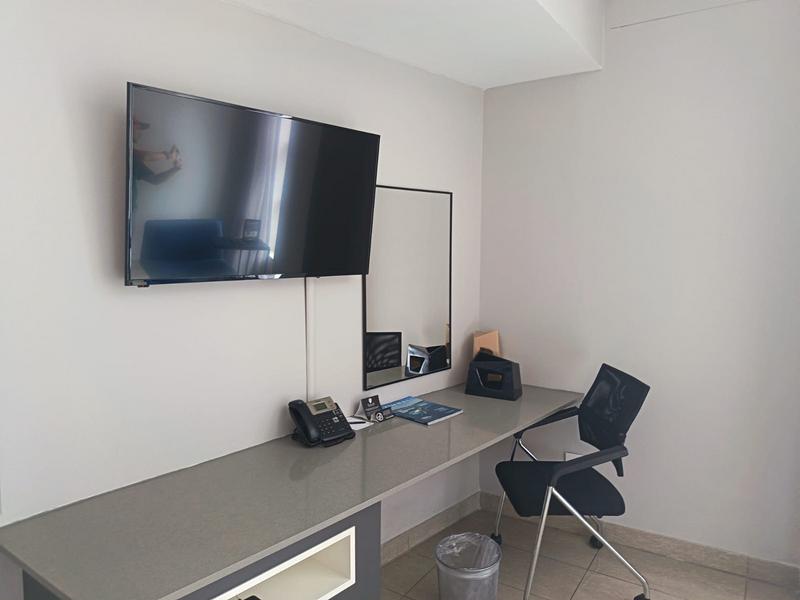 1 Bedroom Property for Sale in Umhlanga Rocks KwaZulu-Natal