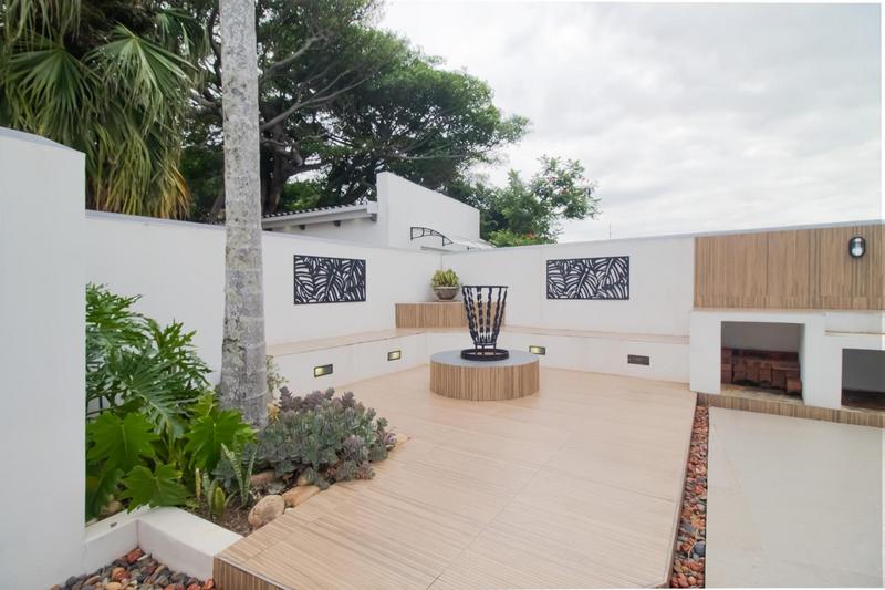 4 Bedroom Property for Sale in North Sand Bluff KwaZulu-Natal