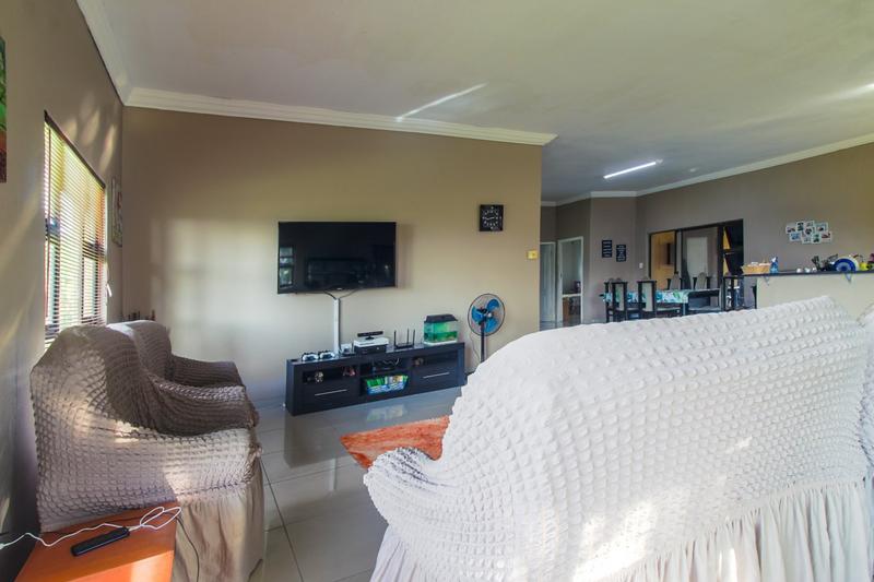 4 Bedroom Property for Sale in Salmon Bay KwaZulu-Natal