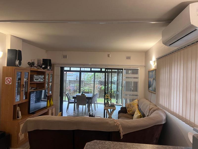 2 Bedroom Property for Sale in Manaba Beach KwaZulu-Natal