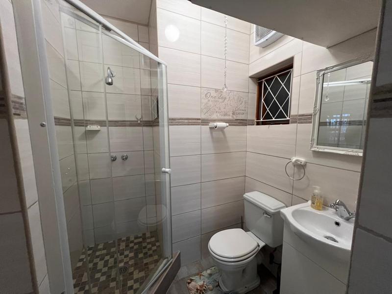 2 Bedroom Property for Sale in Manaba Beach KwaZulu-Natal