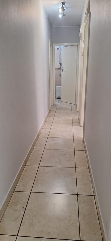 2 Bedroom Property for Sale in Essenwood KwaZulu-Natal