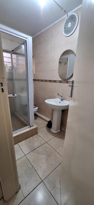 2 Bedroom Property for Sale in Essenwood KwaZulu-Natal