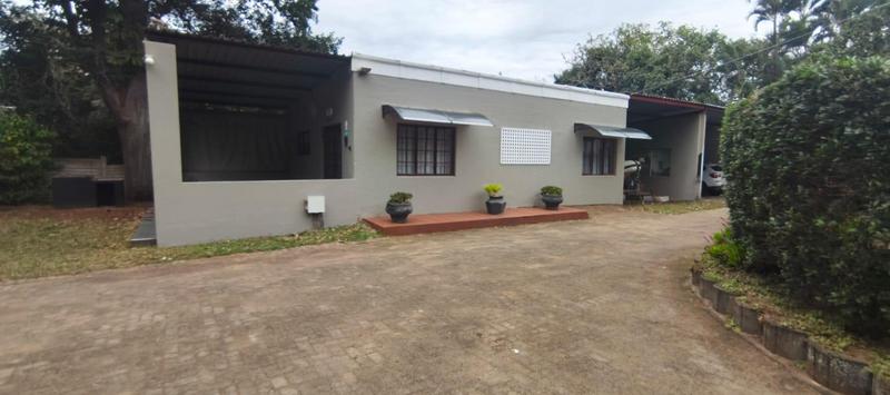 Commercial Property for Sale in Glenmore Beach KwaZulu-Natal
