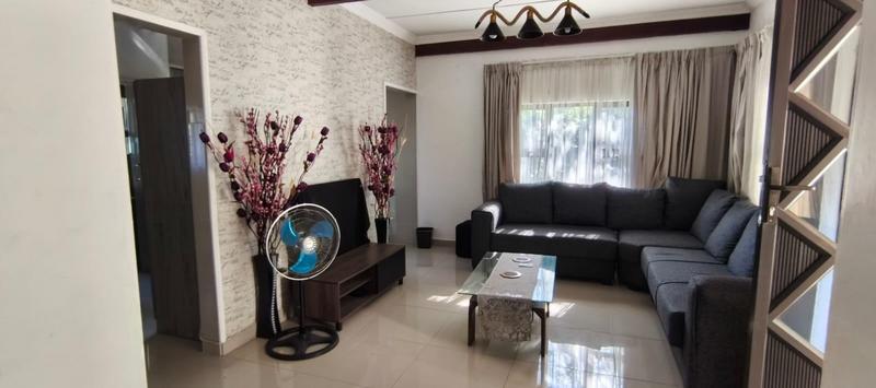 4 Bedroom Property for Sale in Glenmore Beach KwaZulu-Natal