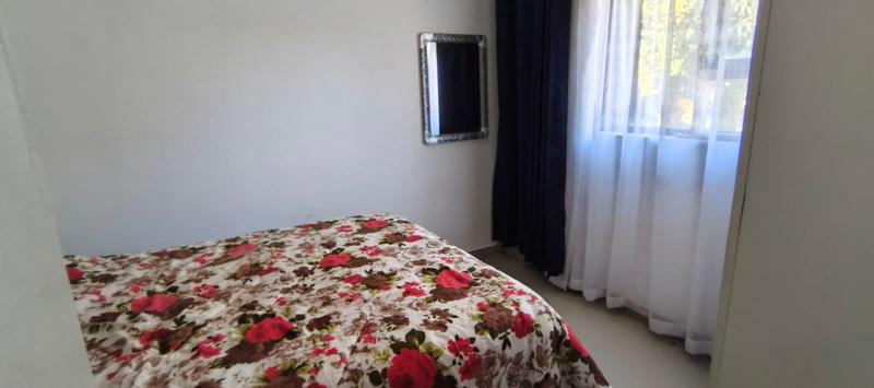 4 Bedroom Property for Sale in Glenmore Beach KwaZulu-Natal