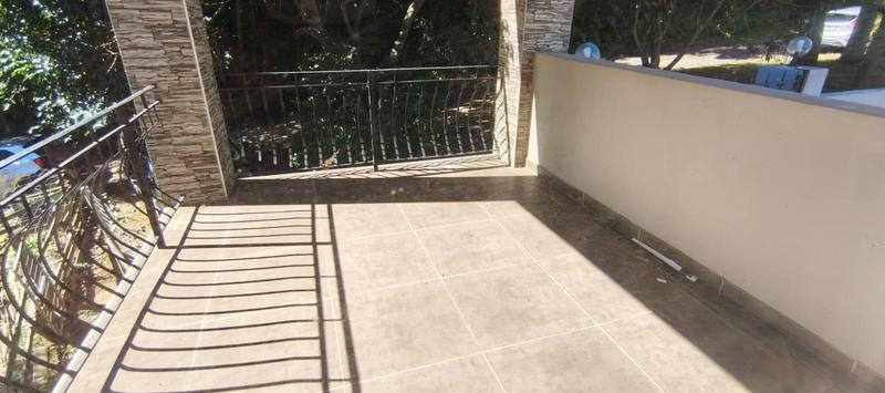 4 Bedroom Property for Sale in Glenmore Beach KwaZulu-Natal