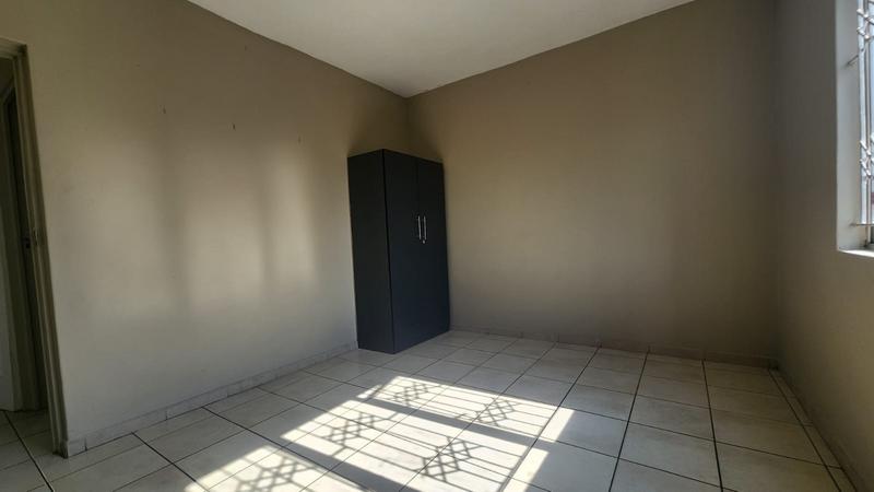 2 Bedroom Property for Sale in Clare Estate KwaZulu-Natal