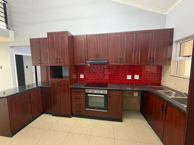 3 Bedroom Property for Sale in New Town Centre KwaZulu-Natal