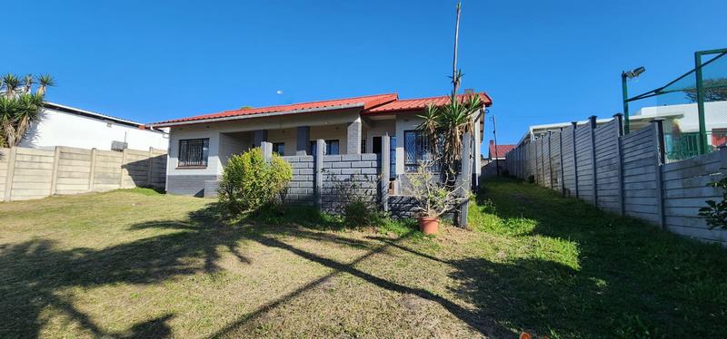 3 Bedroom Property for Sale in Park Rynie KwaZulu-Natal
