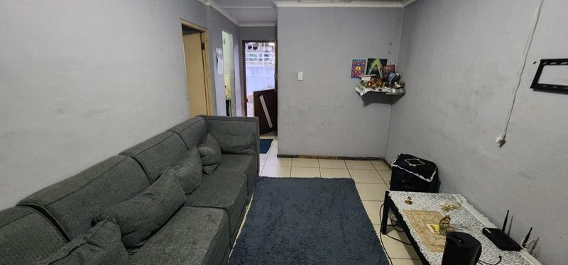 1 Bedroom Property for Sale in Roseneath KwaZulu-Natal
