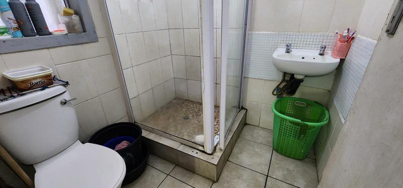 1 Bedroom Property for Sale in Roseneath KwaZulu-Natal