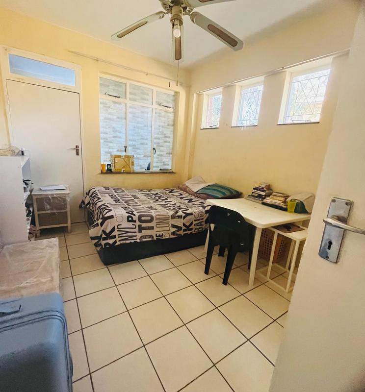 2 Bedroom Property for Sale in Glenwood KwaZulu-Natal