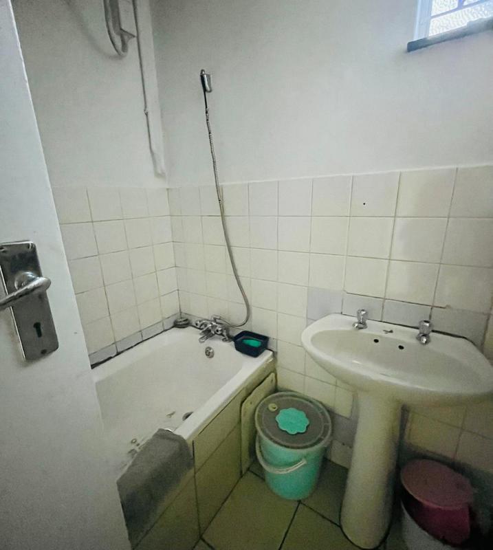 2 Bedroom Property for Sale in Glenwood KwaZulu-Natal
