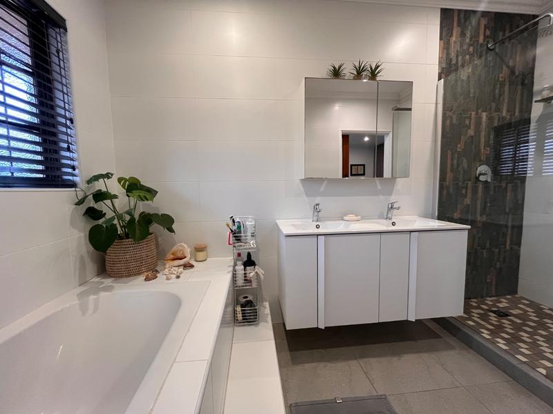 10 Bedroom Property for Sale in Durban North KwaZulu-Natal