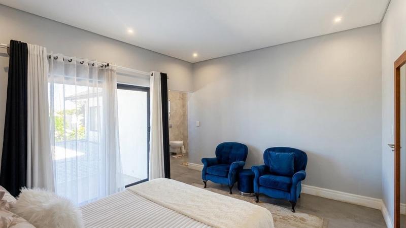 5 Bedroom Property for Sale in La Lucia KwaZulu-Natal