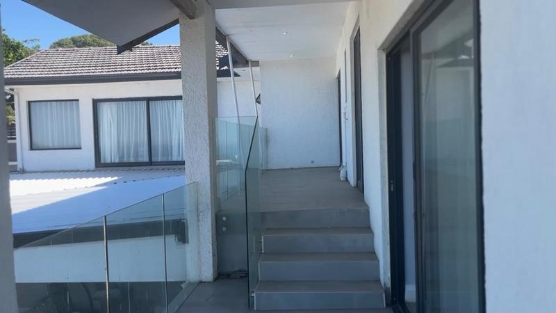 5 Bedroom Property for Sale in La Lucia KwaZulu-Natal