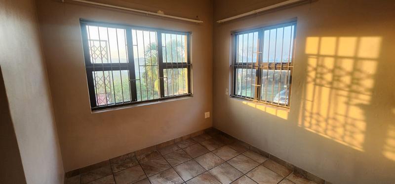 3 Bedroom Property for Sale in Umkomaas KwaZulu-Natal