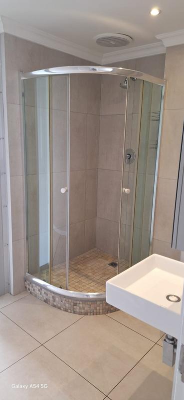 2 Bedroom Property for Sale in Umhlanga Rocks KwaZulu-Natal