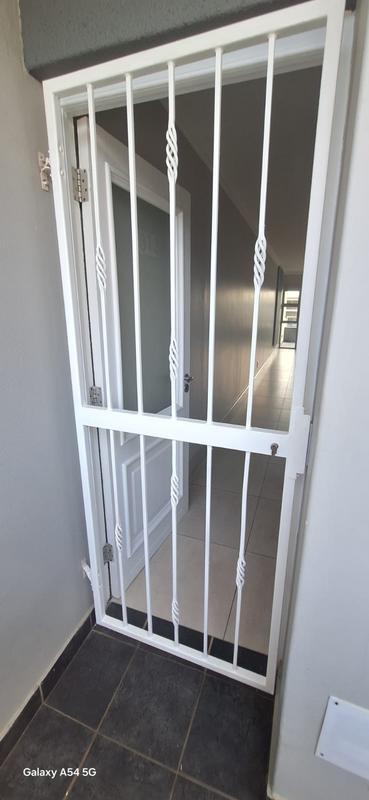 2 Bedroom Property for Sale in Umhlanga Rocks KwaZulu-Natal