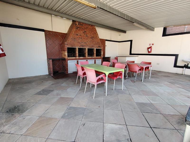2 Bedroom Property for Sale in Umhlanga KwaZulu-Natal