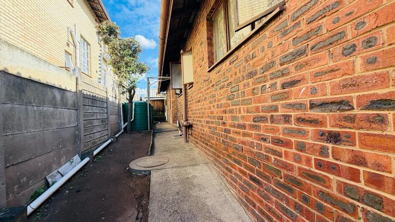 4 Bedroom Property for Sale in Sea View KwaZulu-Natal