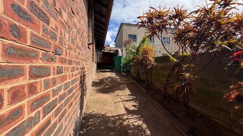 4 Bedroom Property for Sale in Sea View KwaZulu-Natal