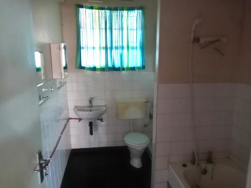 1 Bedroom Property for Sale in Scottburgh KwaZulu-Natal