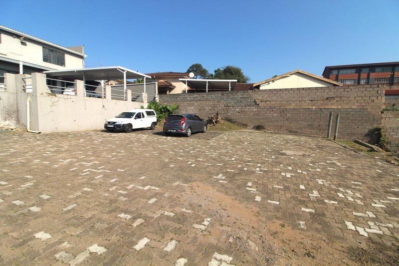 10 Bedroom Property for Sale in Malvern KwaZulu-Natal