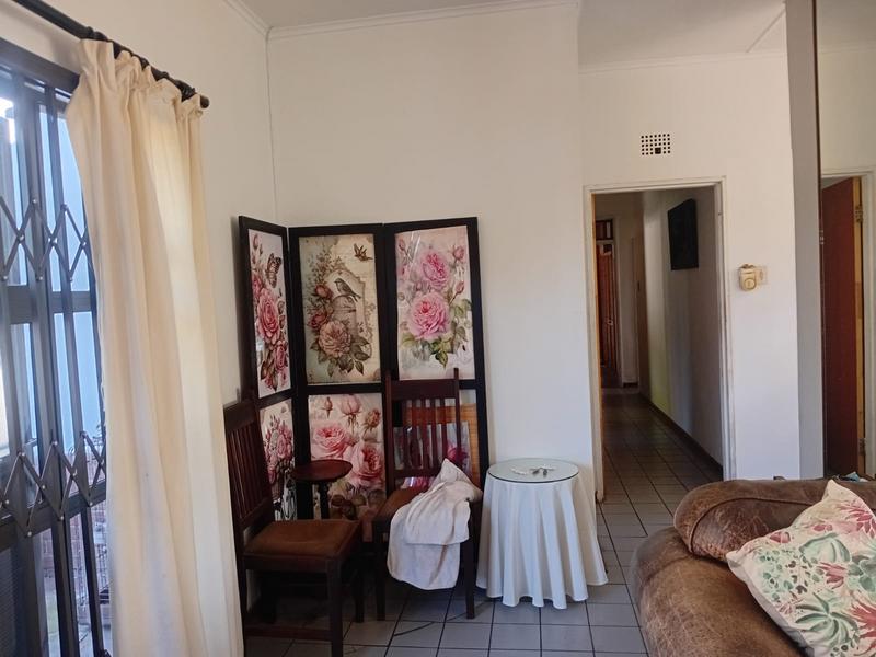 3 Bedroom Property for Sale in Empangeni Central KwaZulu-Natal