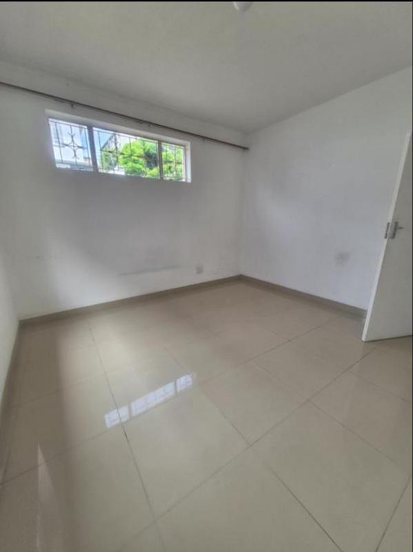 1 Bedroom Property for Sale in Overport KwaZulu-Natal