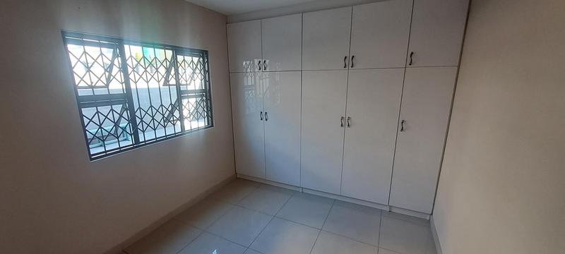 To Let 3 Bedroom Property for Rent in Dawncliffe KwaZulu-Natal