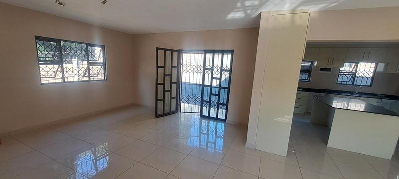 To Let 3 Bedroom Property for Rent in Dawncliffe KwaZulu-Natal