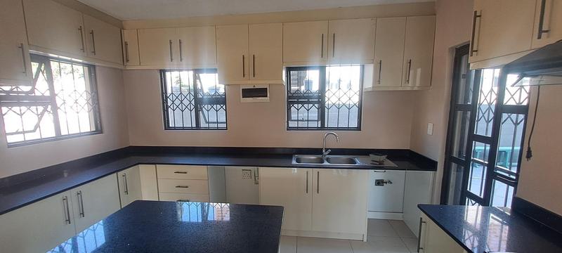 To Let 3 Bedroom Property for Rent in Dawncliffe KwaZulu-Natal