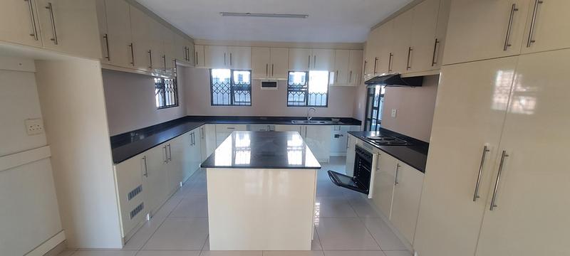 To Let 3 Bedroom Property for Rent in Dawncliffe KwaZulu-Natal
